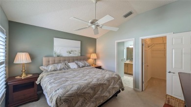 This charming 2-bedroom, 2-bathroom courtyard villa offers 1,132 on The Links of Spruce Creek in Florida - for sale on GolfHomes.com, golf home, golf lot