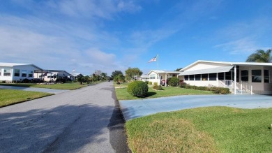 MOVE-IN READY HOME and TURNKEY - Simply Pack Your Bags! on Mountain Lake Golf Course in Florida - for sale on GolfHomes.com, golf home, golf lot