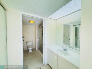 MOTIVATED SELLER! Gorgeous 2BR/2BA Jasmine Model located in on Flamingo Lakes Country Club in Florida - for sale on GolfHomes.com, golf home, golf lot