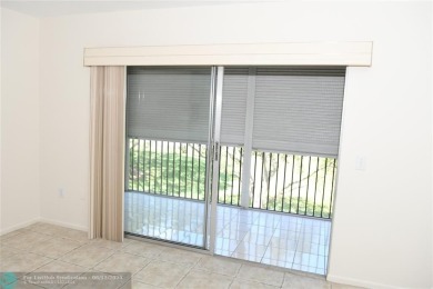 MOTIVATED SELLER! Gorgeous 2BR/2BA Jasmine Model located in on Flamingo Lakes Country Club in Florida - for sale on GolfHomes.com, golf home, golf lot