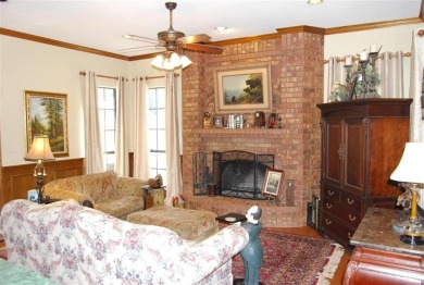 Beautiful custom built three bedroom, two and half bath house on Lost Creek Golf Course in Texas - for sale on GolfHomes.com, golf home, golf lot