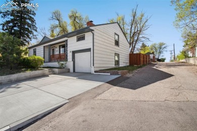 Updated, spacious and charming 1-1/2 story home located near on Patty Jewett Golf Course in Colorado - for sale on GolfHomes.com, golf home, golf lot