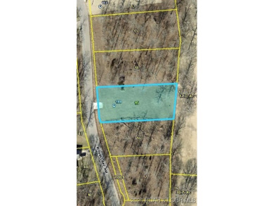 Approximately 0.45 acres, Gently sloping, elevated position on Indian Rock Golf Club in Missouri - for sale on GolfHomes.com, golf home, golf lot