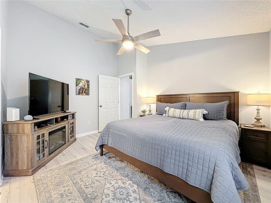 Beautifully Updated 2BR + Den + Florida Room in Golfview Village on Plantation Golf Club in Florida - for sale on GolfHomes.com, golf home, golf lot