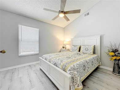 Beautifully Updated 2BR + Den + Florida Room in Golfview Village on Plantation Golf Club in Florida - for sale on GolfHomes.com, golf home, golf lot
