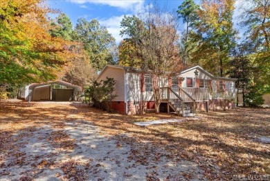 Whether you are looking for a home or investment property, this on Tanglewood Shores Golf Club in Virginia - for sale on GolfHomes.com, golf home, golf lot