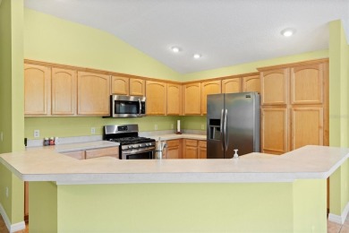 Welcome to this beautifully appointed 3 Bedroom, 2 Bath Grantham on The Links of Spruce Creek in Florida - for sale on GolfHomes.com, golf home, golf lot