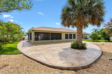 Welcome to this beautifully appointed 3 Bedroom, 2 Bath Grantham on The Links of Spruce Creek in Florida - for sale on GolfHomes.com, golf home, golf lot