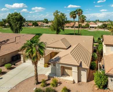 This wonderful SONOMA MODEL in Sun Lakes, Oakwood CC is on the on Oakwood Golf Club  in Arizona - for sale on GolfHomes.com, golf home, golf lot