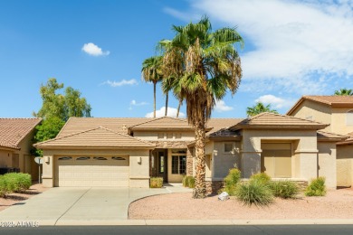 This wonderful SONOMA MODEL in Sun Lakes, Oakwood CC is on the on Oakwood Golf Club  in Arizona - for sale on GolfHomes.com, golf home, golf lot