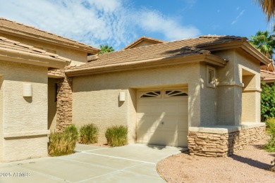 This wonderful SONOMA MODEL in Sun Lakes, Oakwood CC is on the on Oakwood Golf Club  in Arizona - for sale on GolfHomes.com, golf home, golf lot