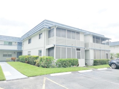 GREAT FOR LIVING or INVESTMENT OPPORTUNITY! AMAZING CONDO 1 BED on Kings Point Golf - Executive in Florida - for sale on GolfHomes.com, golf home, golf lot