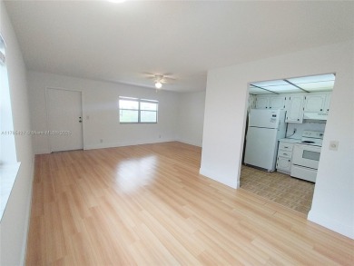 GREAT FOR LIVING or INVESTMENT OPPORTUNITY! AMAZING CONDO 1 BED on Kings Point Golf - Executive in Florida - for sale on GolfHomes.com, golf home, golf lot