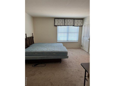 This Beautiful, Move-In-Ready Colonial Townhouse features many on Evergreen Hills Golf Course in Michigan - for sale on GolfHomes.com, golf home, golf lot