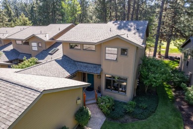 Escape to this tranquil 2-story townhome in a gated community on Widgi Creek Golf Club in Oregon - for sale on GolfHomes.com, golf home, golf lot