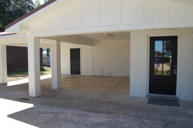 Completely renovated on Lake Bruin Golf and Country Club in Louisiana - for sale on GolfHomes.com, golf home, golf lot