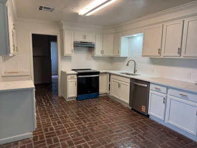 Completely renovated on Lake Bruin Golf and Country Club in Louisiana - for sale on GolfHomes.com, golf home, golf lot