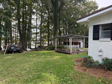 Completely renovated on Lake Bruin Golf and Country Club in Louisiana - for sale on GolfHomes.com, golf home, golf lot