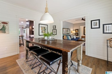 Stunningly Renovated Home in Riverchase -- 4 Bed, 3.5 Bath, 3 on Riverchase Country Club in Alabama - for sale on GolfHomes.com, golf home, golf lot