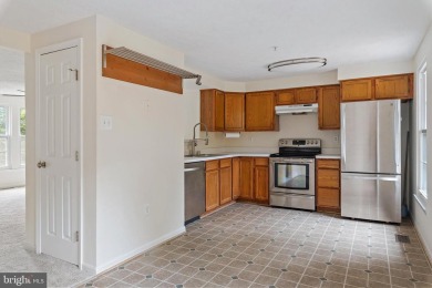 Don't miss this beautifully maintained 3-bedroom, 2.5-bath on Walden Golf Club in Maryland - for sale on GolfHomes.com, golf home, golf lot