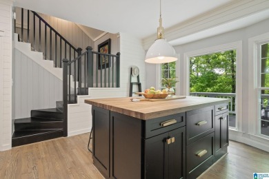 Stunningly Renovated Home in Riverchase -- 4 Bed, 3.5 Bath, 3 on Riverchase Country Club in Alabama - for sale on GolfHomes.com, golf home, golf lot