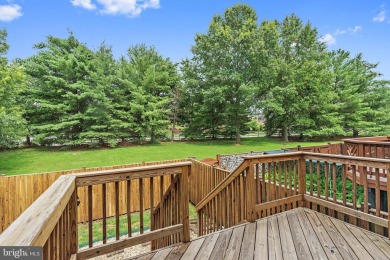 Don't miss this beautifully maintained 3-bedroom, 2.5-bath on Walden Golf Club in Maryland - for sale on GolfHomes.com, golf home, golf lot