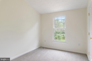 Don't miss this beautifully maintained 3-bedroom, 2.5-bath on Walden Golf Club in Maryland - for sale on GolfHomes.com, golf home, golf lot