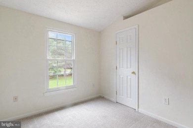 Don't miss this beautifully maintained 3-bedroom, 2.5-bath on Walden Golf Club in Maryland - for sale on GolfHomes.com, golf home, golf lot