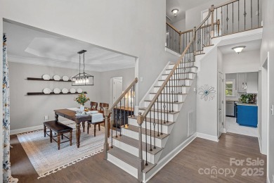 Beautifully updated 4-bed, 3.5-bath home on a landscaped .4-acre on Birkdale Golf Club in North Carolina - for sale on GolfHomes.com, golf home, golf lot