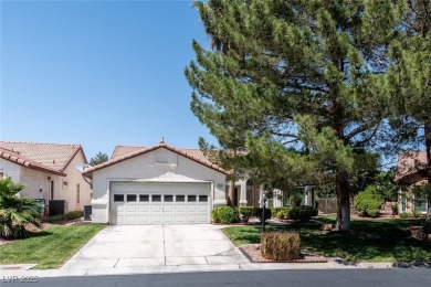 MOVE-IN READY SINGLE STORY IN GUARD-GATED LOS PRADOS! * Tucked on Los Prados Golf Course in Nevada - for sale on GolfHomes.com, golf home, golf lot