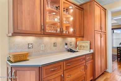 This custom-built all brick home is beautifully positioned along on Members Club At St. James Plantation in North Carolina - for sale on GolfHomes.com, golf home, golf lot