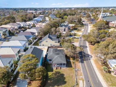 This charming 3-bedroom, 2.5-bath coastal retreat is located on Beachwood Golf Club in South Carolina - for sale on GolfHomes.com, golf home, golf lot