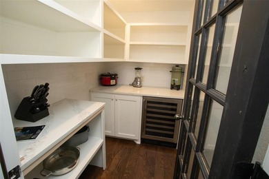 Welcome to your own lakeside escape. This beautifully maintained on The Cliffs Resort in Texas - for sale on GolfHomes.com, golf home, golf lot