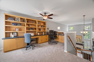 Welcome to the perfection in this 2-story townhome in on Arrowhead Golf Club in Illinois - for sale on GolfHomes.com, golf home, golf lot