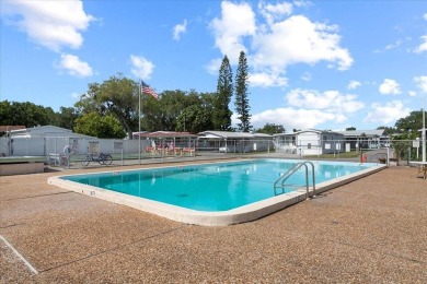 PRICE REDUCTION!!! Welcome to sunny Bradenton in this active 55+ on River Run Golf Links in Florida - for sale on GolfHomes.com, golf home, golf lot