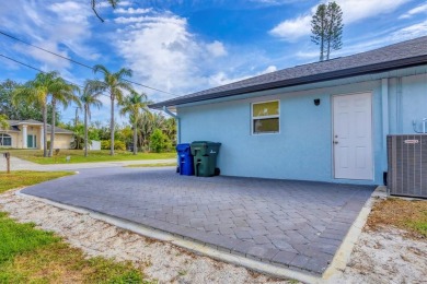 HOME OF YOUR DREAMS!  PRICE TO SELL!
FULLY REMODELED 2024-2025 on Jacaranda West Country Club in Florida - for sale on GolfHomes.com, golf home, golf lot