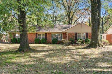 This ranch style home is located on a quiet, treelined street in on The Links At Audubon in Tennessee - for sale on GolfHomes.com, golf home, golf lot