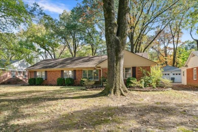 This ranch style home is located on a quiet, treelined street in on The Links At Audubon in Tennessee - for sale on GolfHomes.com, golf home, golf lot