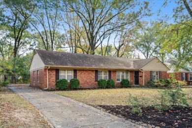 This ranch style home is located on a quiet, treelined street in on The Links At Audubon in Tennessee - for sale on GolfHomes.com, golf home, golf lot