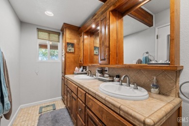 Beautifully updated Kern City home overlooking the 2nd hole of on Sundale Country Club in California - for sale on GolfHomes.com, golf home, golf lot
