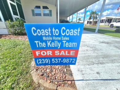 METICULOUS MAINTAINED HOME ON A PRIVATE CORNER LOT!!! This fully on Riverbend Golf and Country Club in Florida - for sale on GolfHomes.com, golf home, golf lot