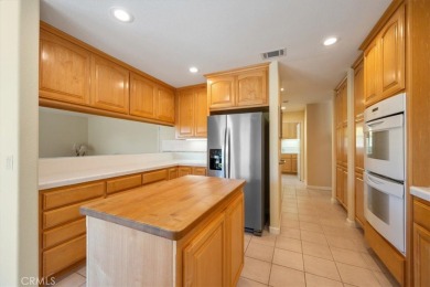 Welcome to this spacious 2,585 sq ft single-level home in the on BlackLake Resort Golf Course in California - for sale on GolfHomes.com, golf home, golf lot