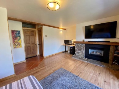 Beautiful, fully remodeled townhome in one of the most desirable on Rollingstone Ranch Golf Club in Colorado - for sale on GolfHomes.com, golf home, golf lot