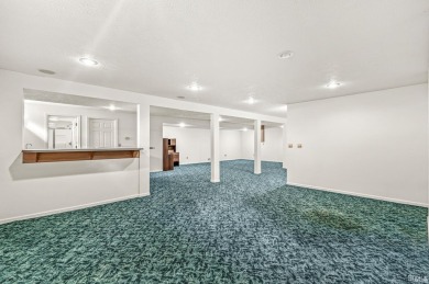 Wonderful duplex in Bent Oak subdivision. Enjoy golfing and on Bent Oak Golf Club in Indiana - for sale on GolfHomes.com, golf home, golf lot