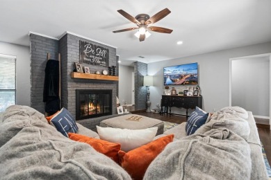 Beautiful 3-bedroom, 2-bath brick home on a corner lot in the on Hillsboro Country Club in Texas - for sale on GolfHomes.com, golf home, golf lot