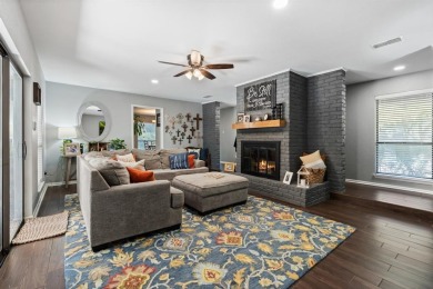 Beautiful 3-bedroom, 2-bath brick home on a corner lot in the on Hillsboro Country Club in Texas - for sale on GolfHomes.com, golf home, golf lot