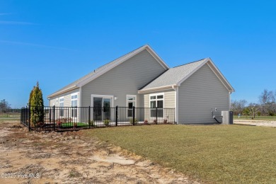 Move In Ready!! Beautiful Capri floorplan w/ extended living on Ocean Ridge Plantation in North Carolina - for sale on GolfHomes.com, golf home, golf lot