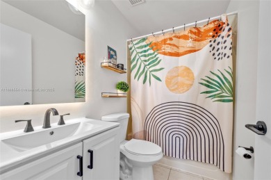 Wow! Beautiful  3-bedroom, 2.5-bathroom Townhouse Located In on Woodmont Country Club in Florida - for sale on GolfHomes.com, golf home, golf lot