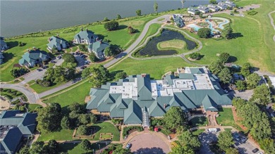 Charming 3-bedroom, 3-Bathroom Resort Condo In Kingsmill Resort on Kingsmill Resort and Golf Club in Virginia - for sale on GolfHomes.com, golf home, golf lot