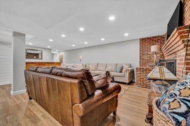 Hunting Hills Golf Course Location! Classic Colonial featuring on Hunting Hills Country Club in Virginia - for sale on GolfHomes.com, golf home, golf lot
